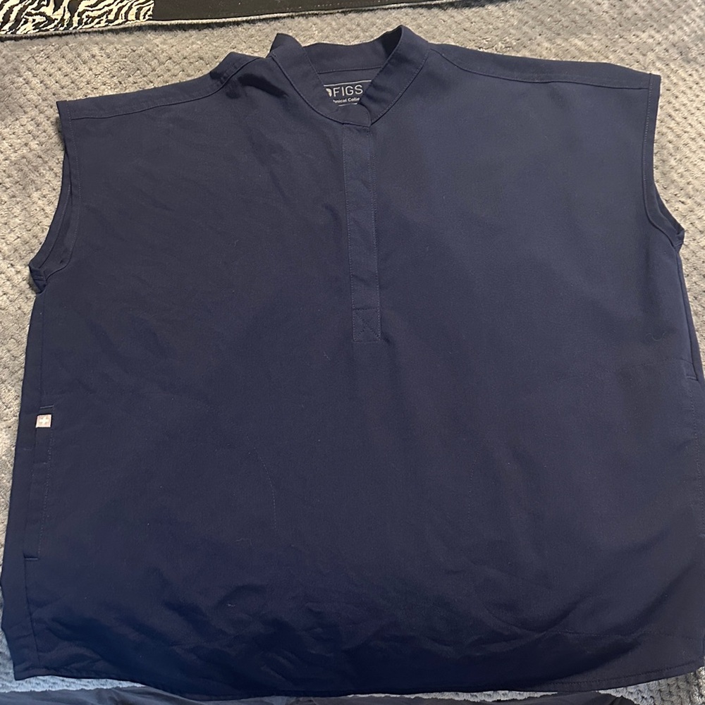 FIGS Navy Sleeveless Mock Collar Medical Top